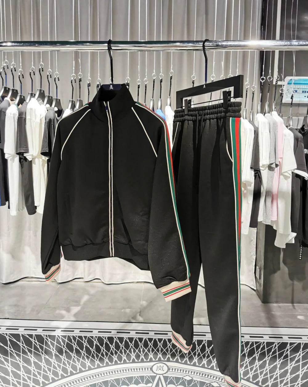 GUCCI TRACKSUIT