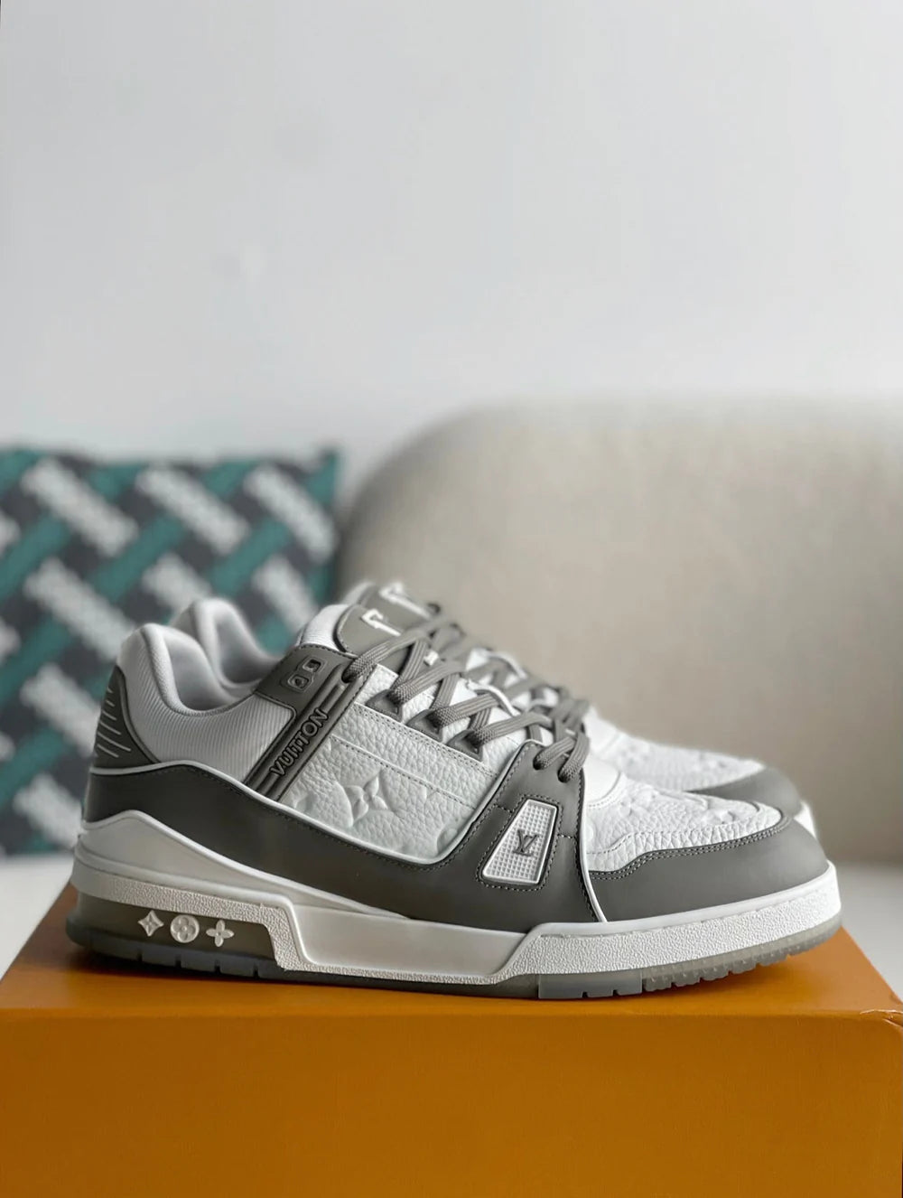 LOUIS VUITTON TRAINER