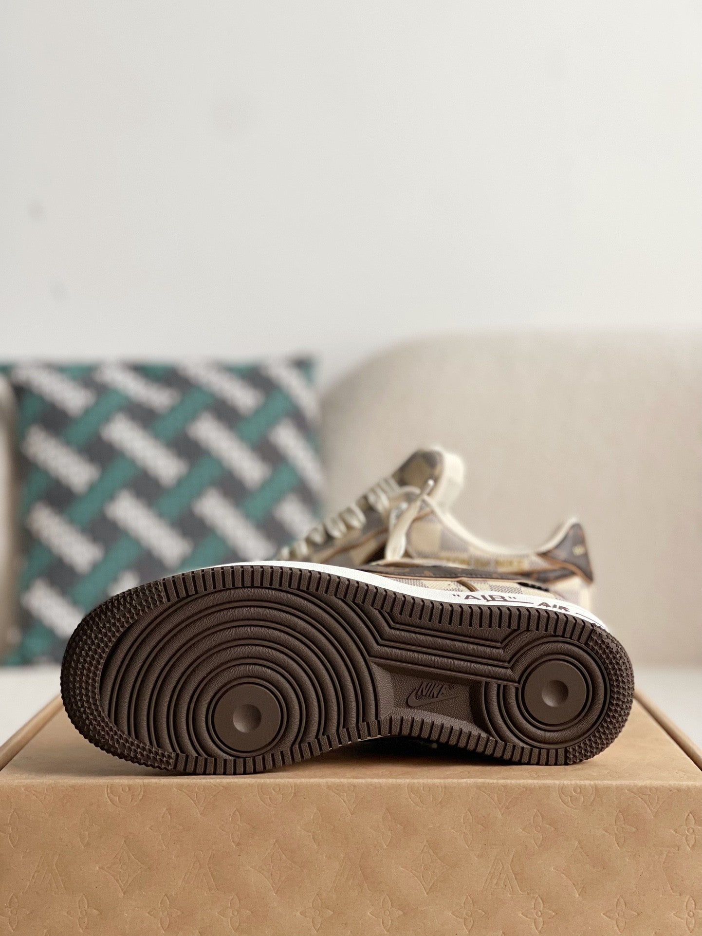 AIR FORCE 1 X LOUIS VUITTON