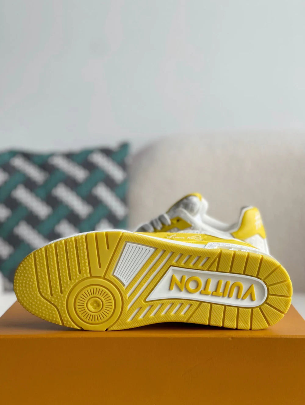 LOUIS VUITTON TRAINER