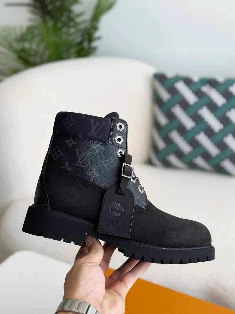 LOUIS VUITTON X TIMBERLAND