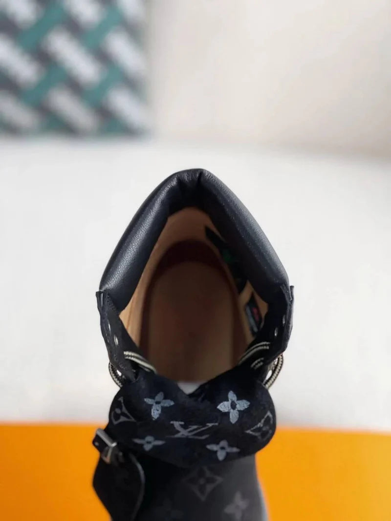 LOUIS VUITTON X TIMBERLAND