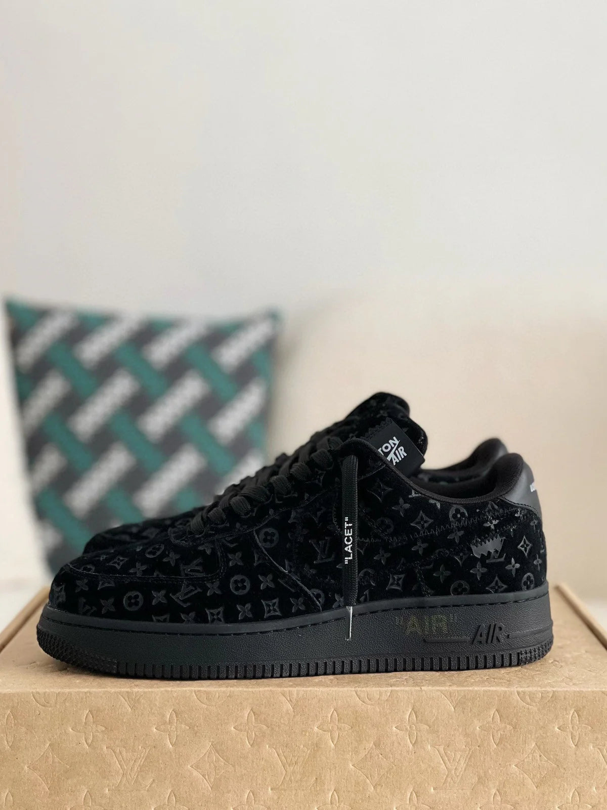 AIR FORCE 1 X LOUIS VUITTON