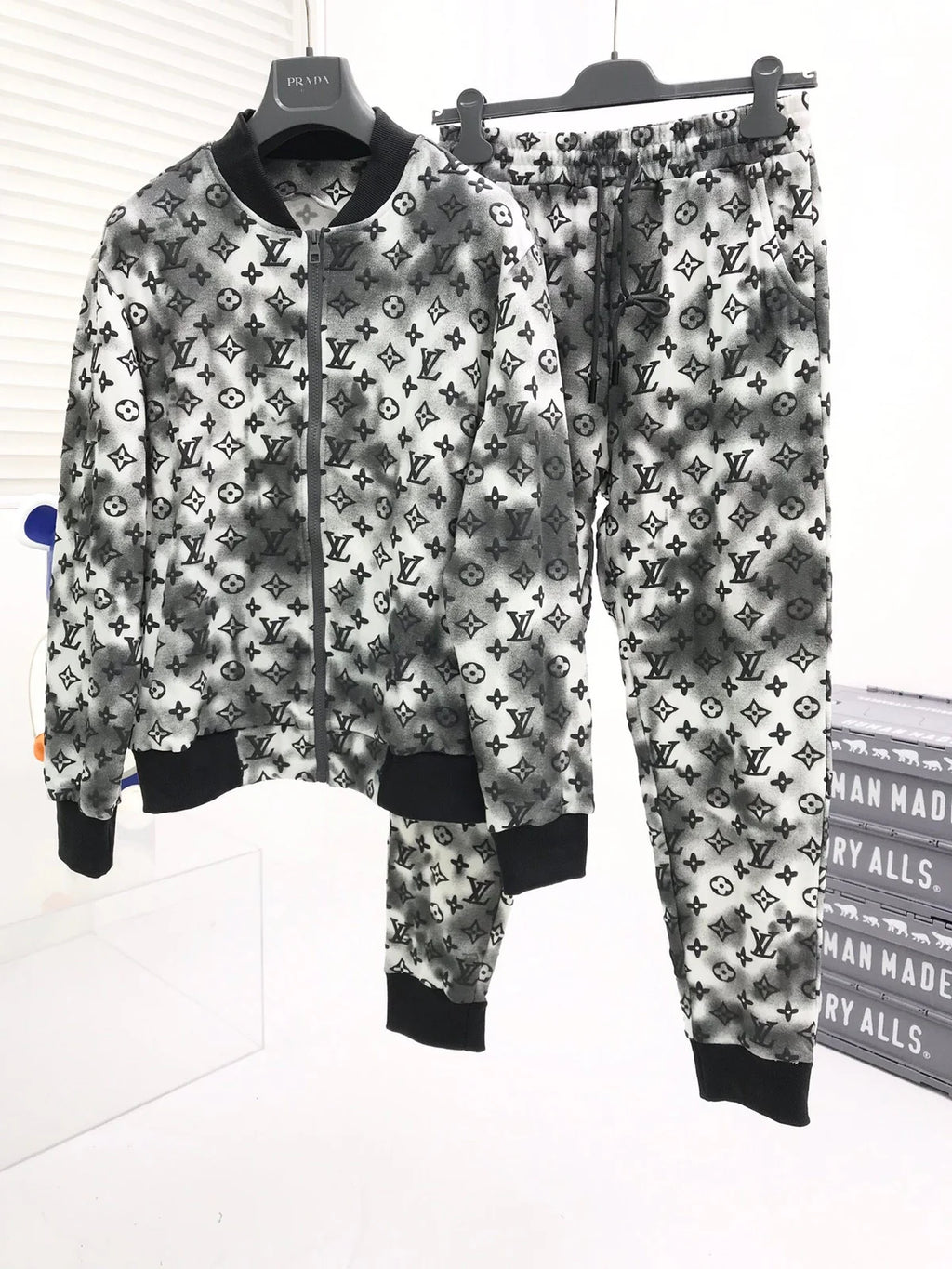 LOUIS VUITTON TRACKSUIT
