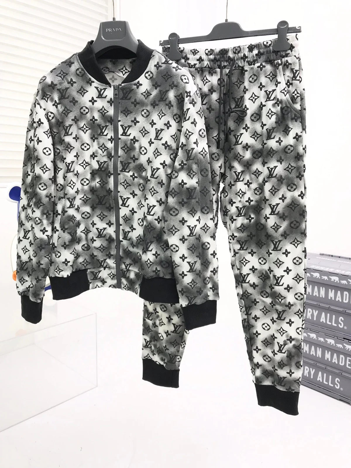 LOUIS VUITTON TRACKSUIT