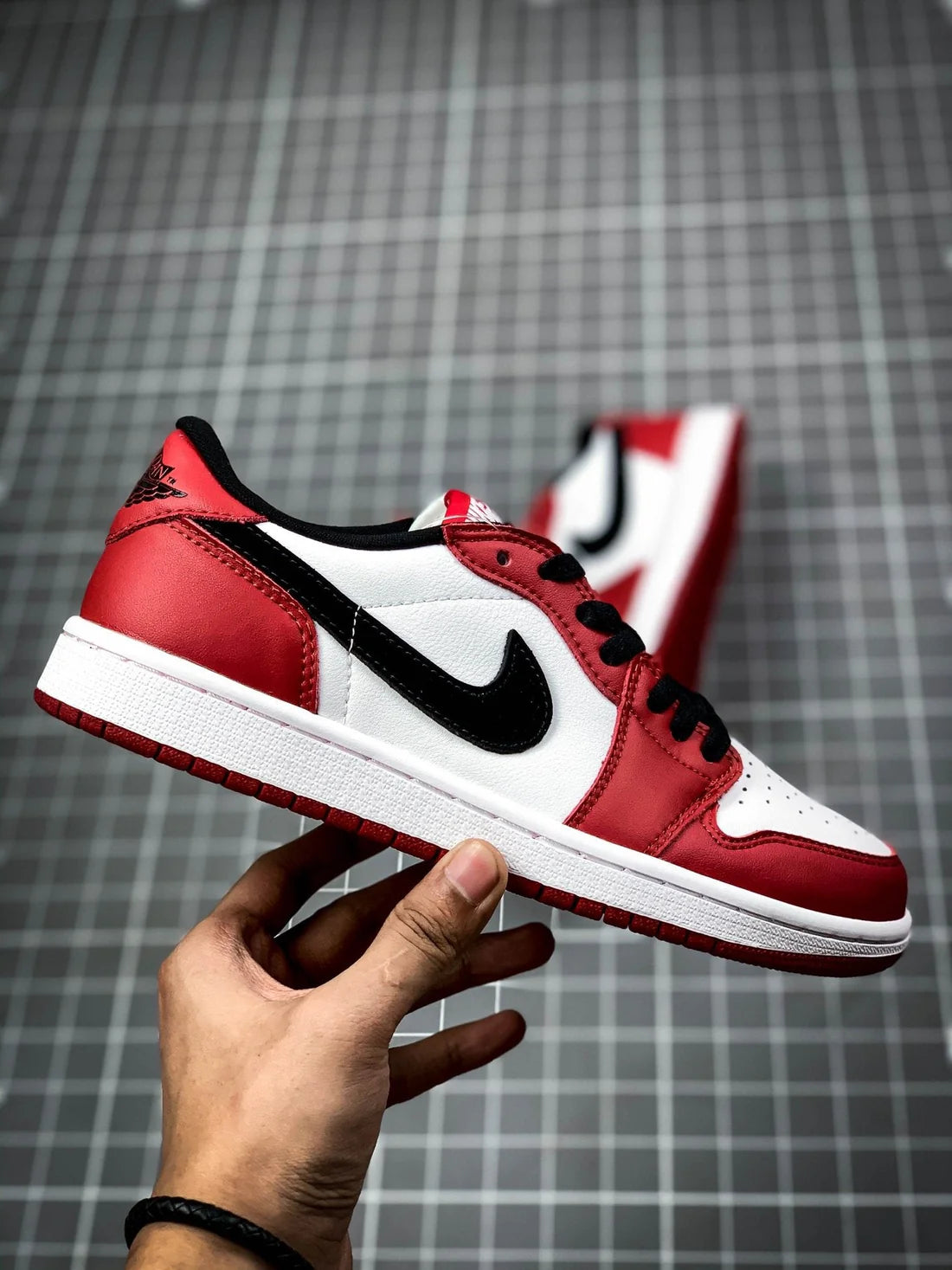 AIR JORDAN 1 LOW
