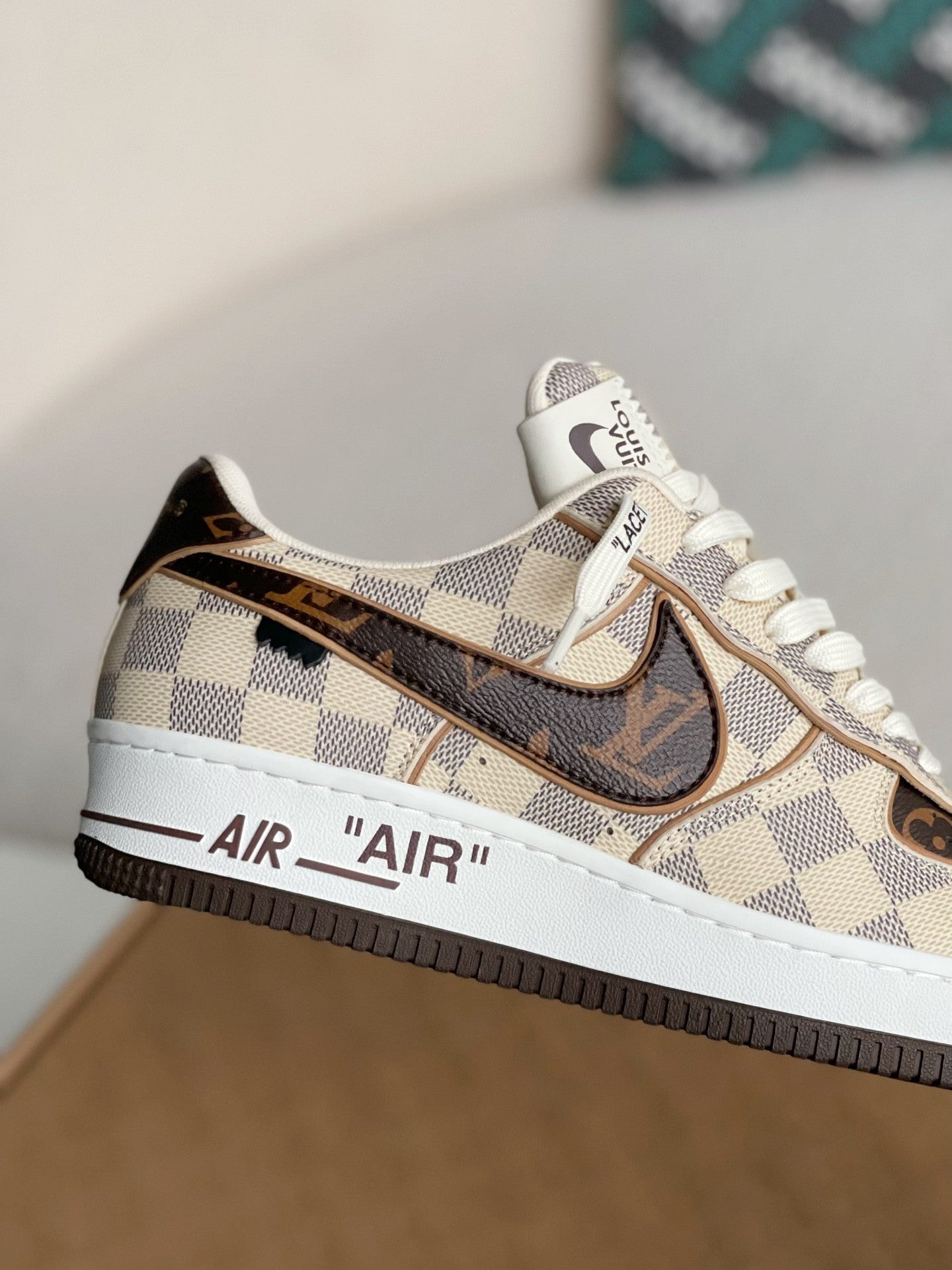 AIR FORCE 1 X LOUIS VUITTON