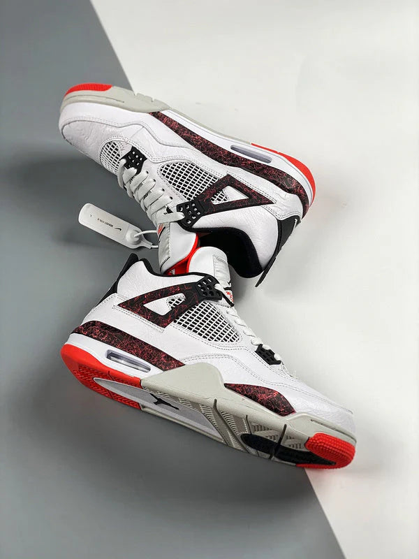 AIR JORDAN 4