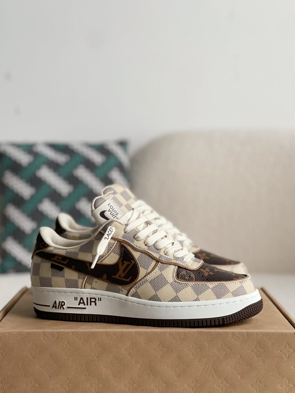 AIR FORCE 1 X LOUIS VUITTON